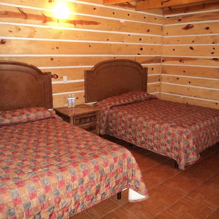 Cabanas Montebello Inn Creel Bagian luar foto